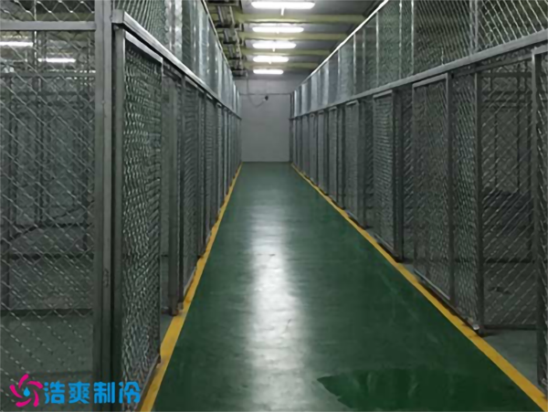 建造1000立方米大型海鲜物流榴莲网站官网安装造价需要多少钱？