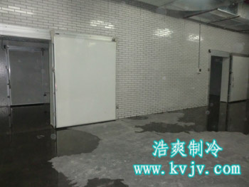 成都环球中心榴莲网站官网内部走道